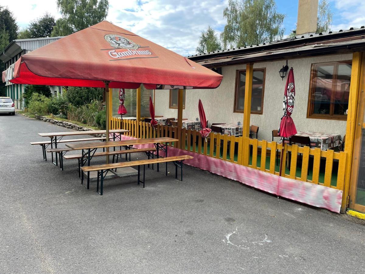 Penzion Na Srubech Hora Svate Kateriny Екстериор снимка